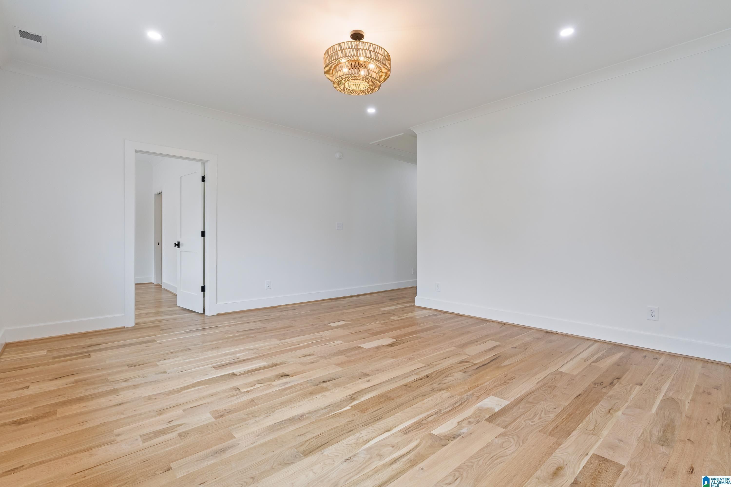 1616 Roseland Drive. Homewood, AL 35209