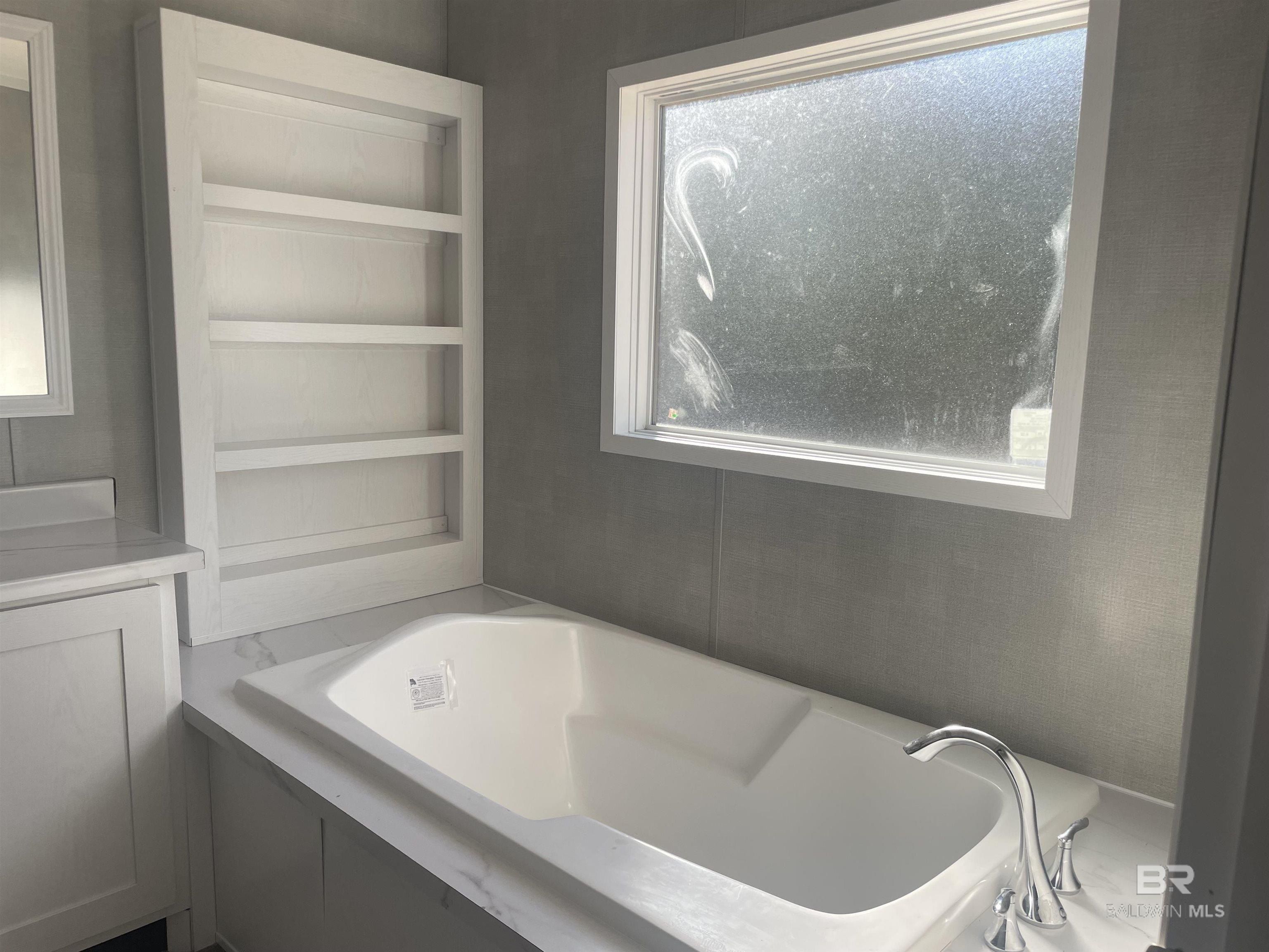 34690 Barclay Avenue. Lillian, AL 36549