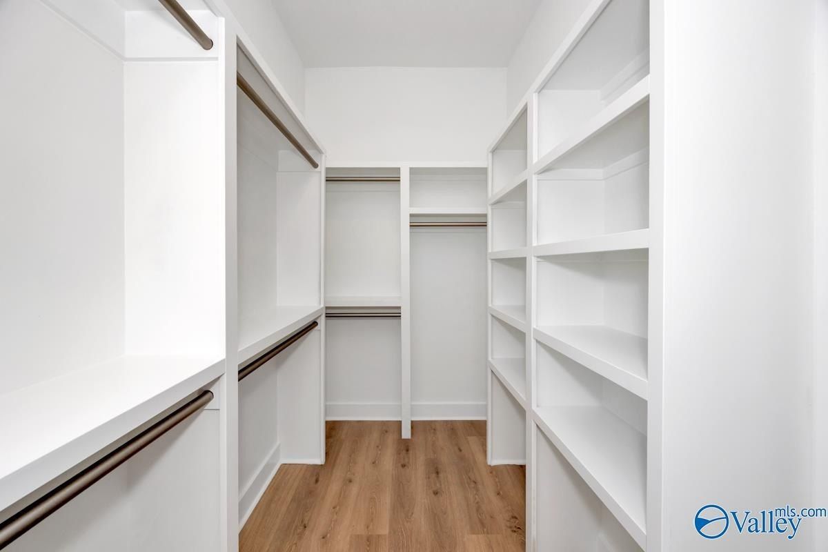 7806 Lake Walk Way. Owens Cross Roads, AL 35763