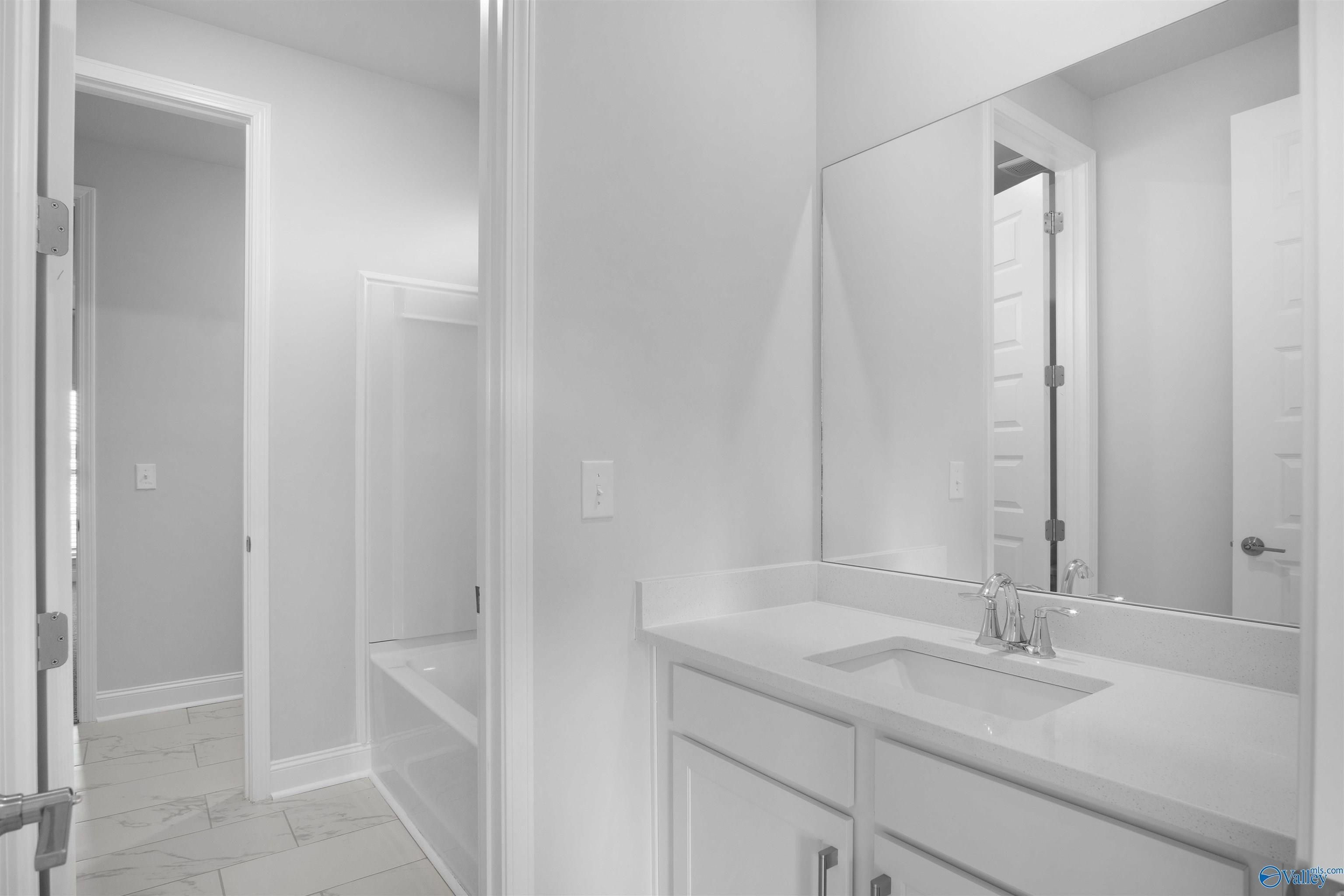 22845 Ansley Drive. Athens, AL 35613