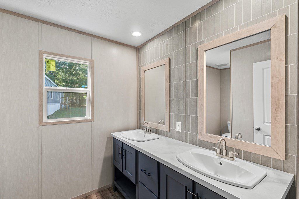 424 Knob Hill Circle. Dothan, AL 36301