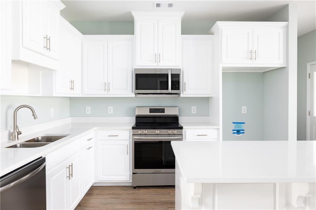 813 Lee Rd 205. Salem, AL 36874