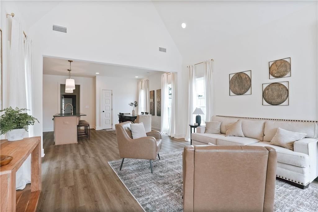 3242 Bradley Lane. Auburn, AL 36830