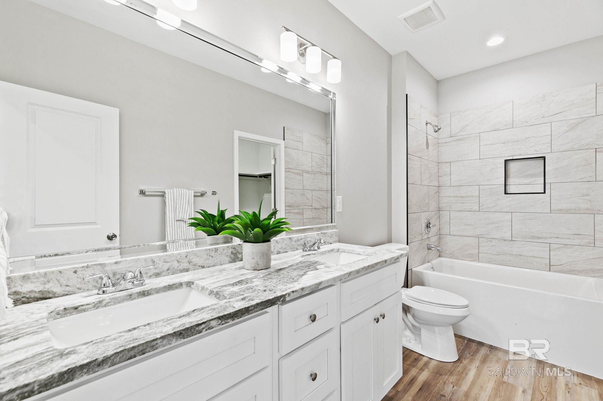 8649 Anniston Drive. Perdido Beach, AL 36530