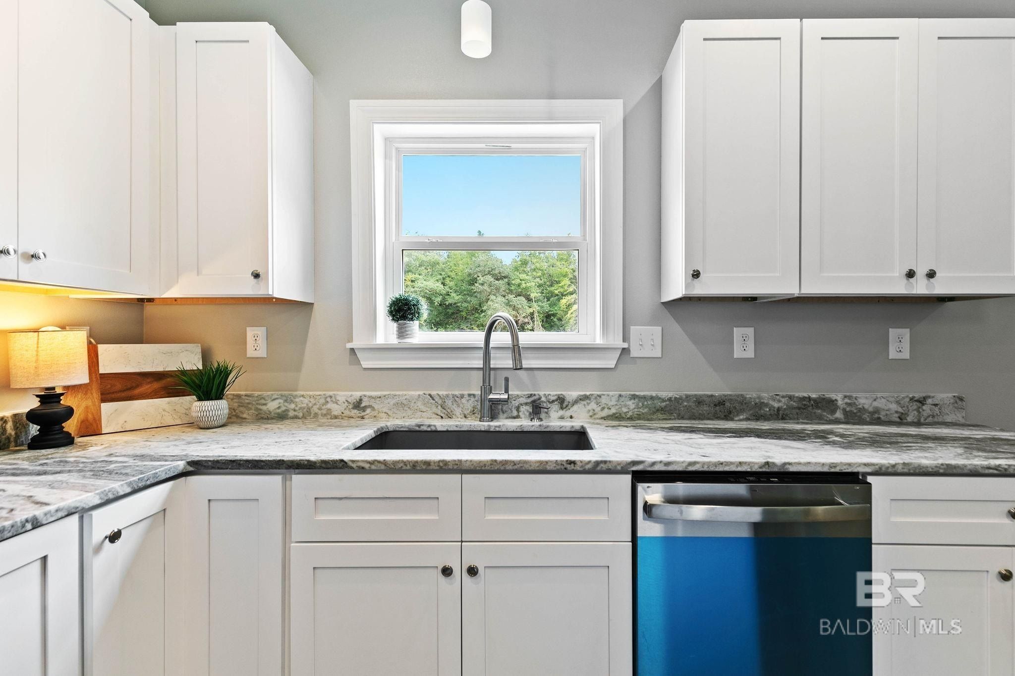 8649 Anniston Drive. Perdido Beach, AL 36530