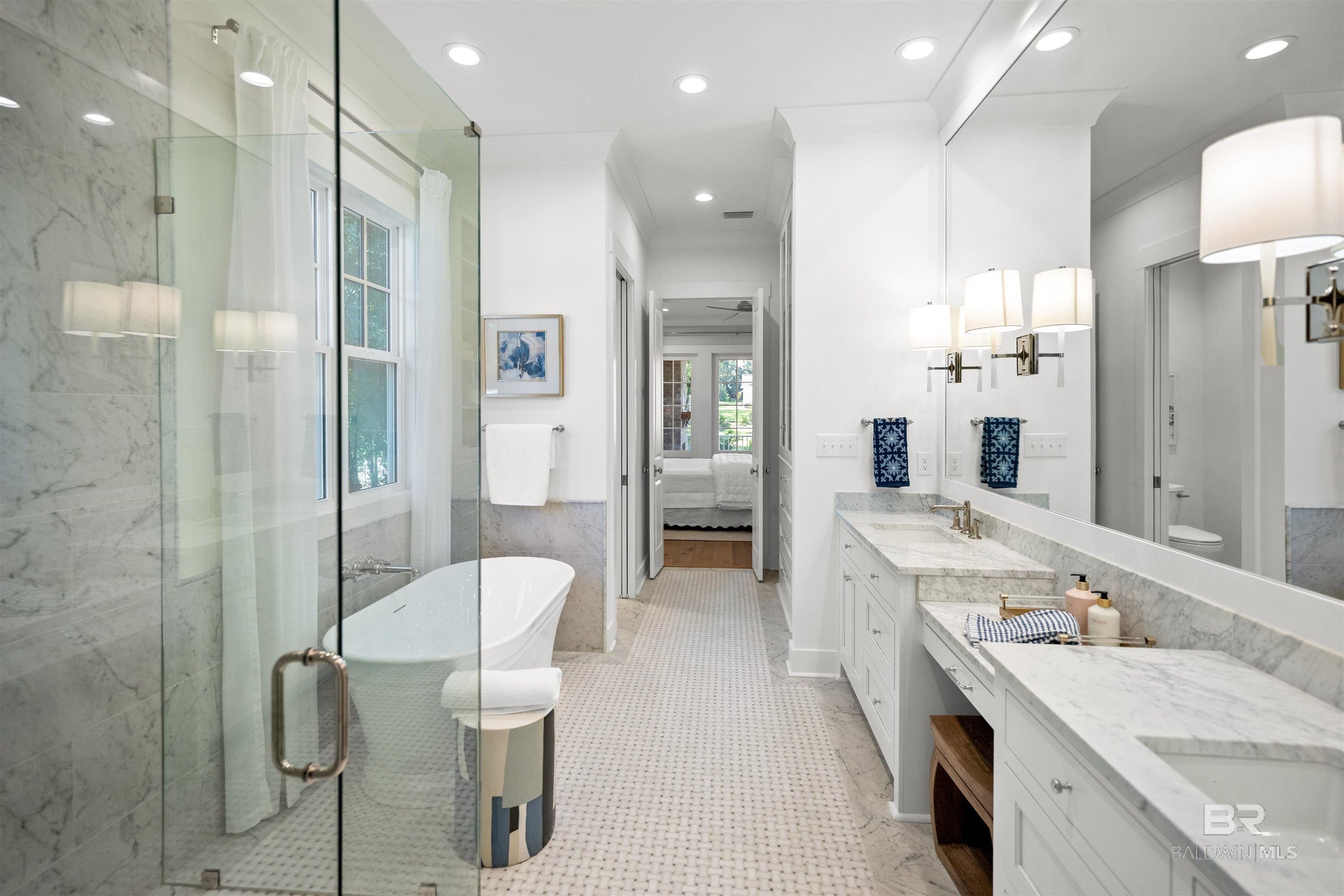 156 Hyacinth Street. Fairhope, AL 36532