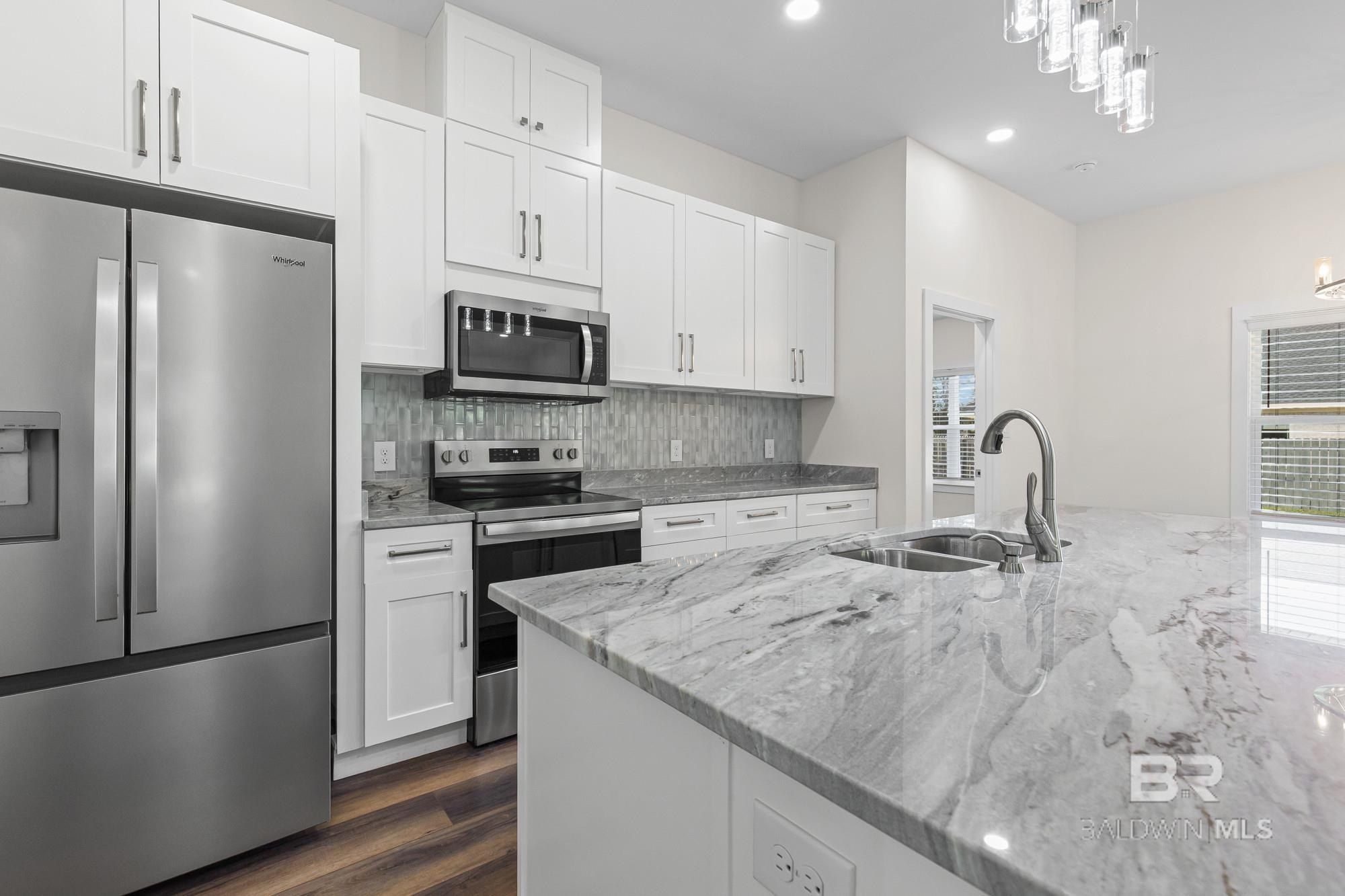 4052 W Hillcrest Lane. Mobile, AL 36693