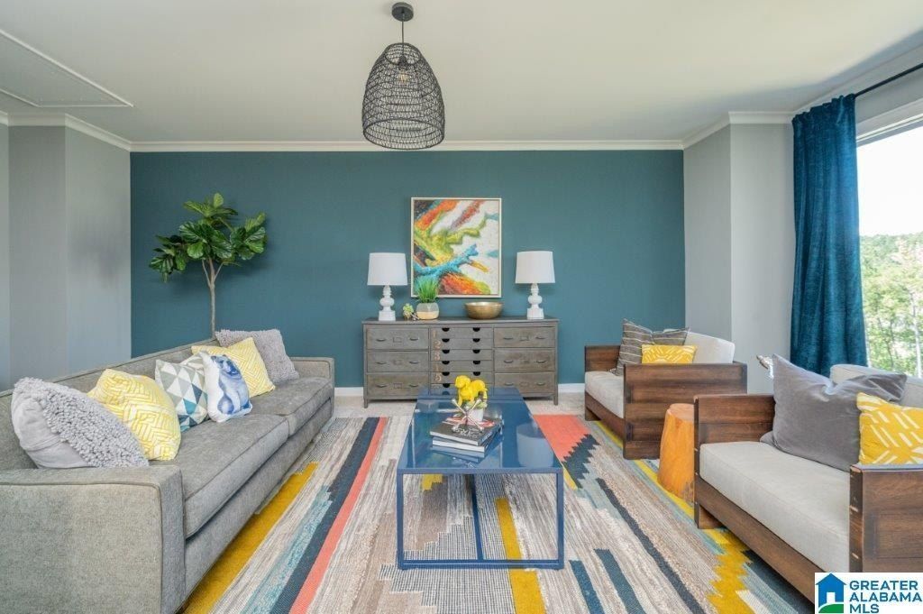 6031 Olivewood Drive. Hoover, AL 35244