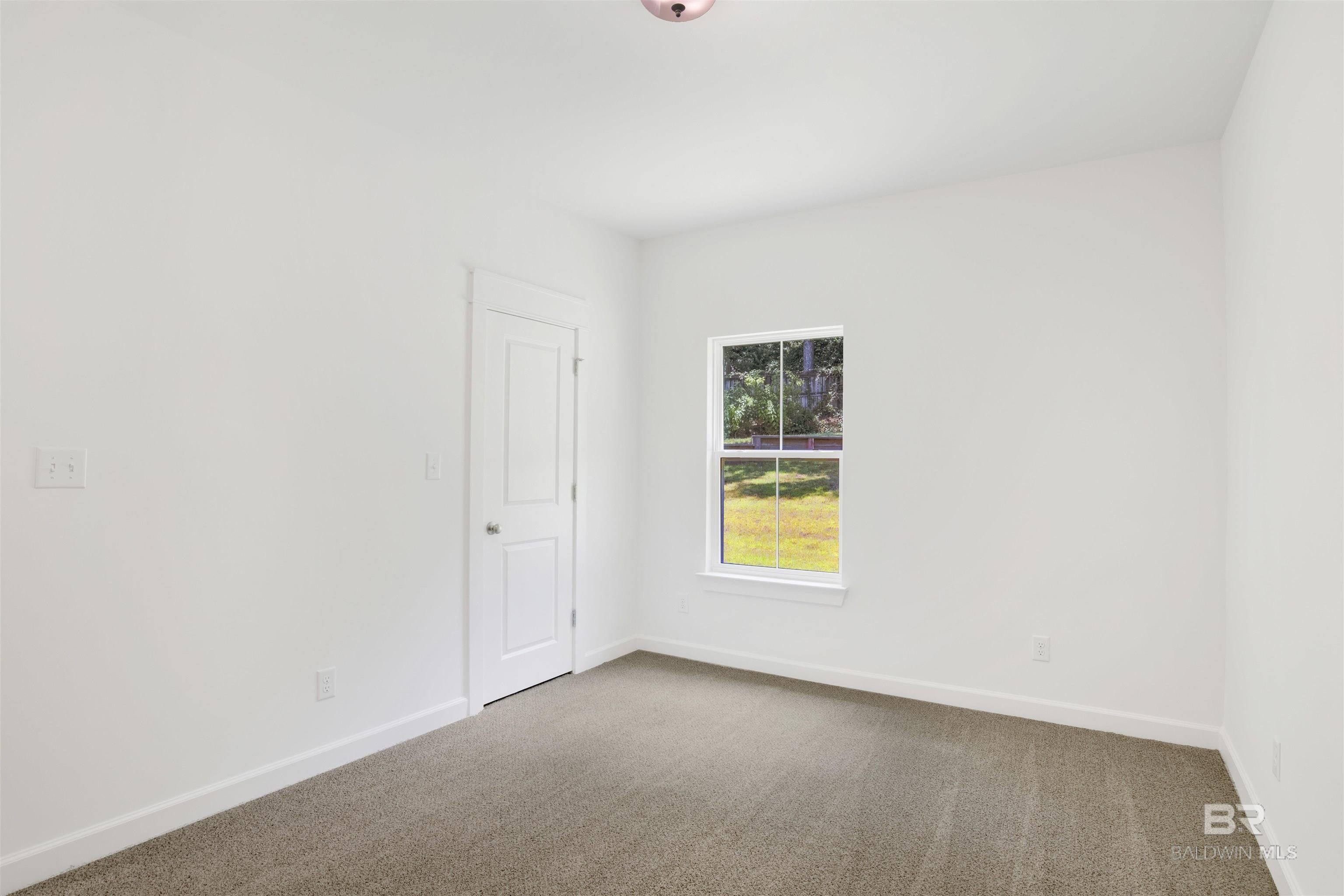 5537 Cross Creek Drive. Mobile, AL 36693