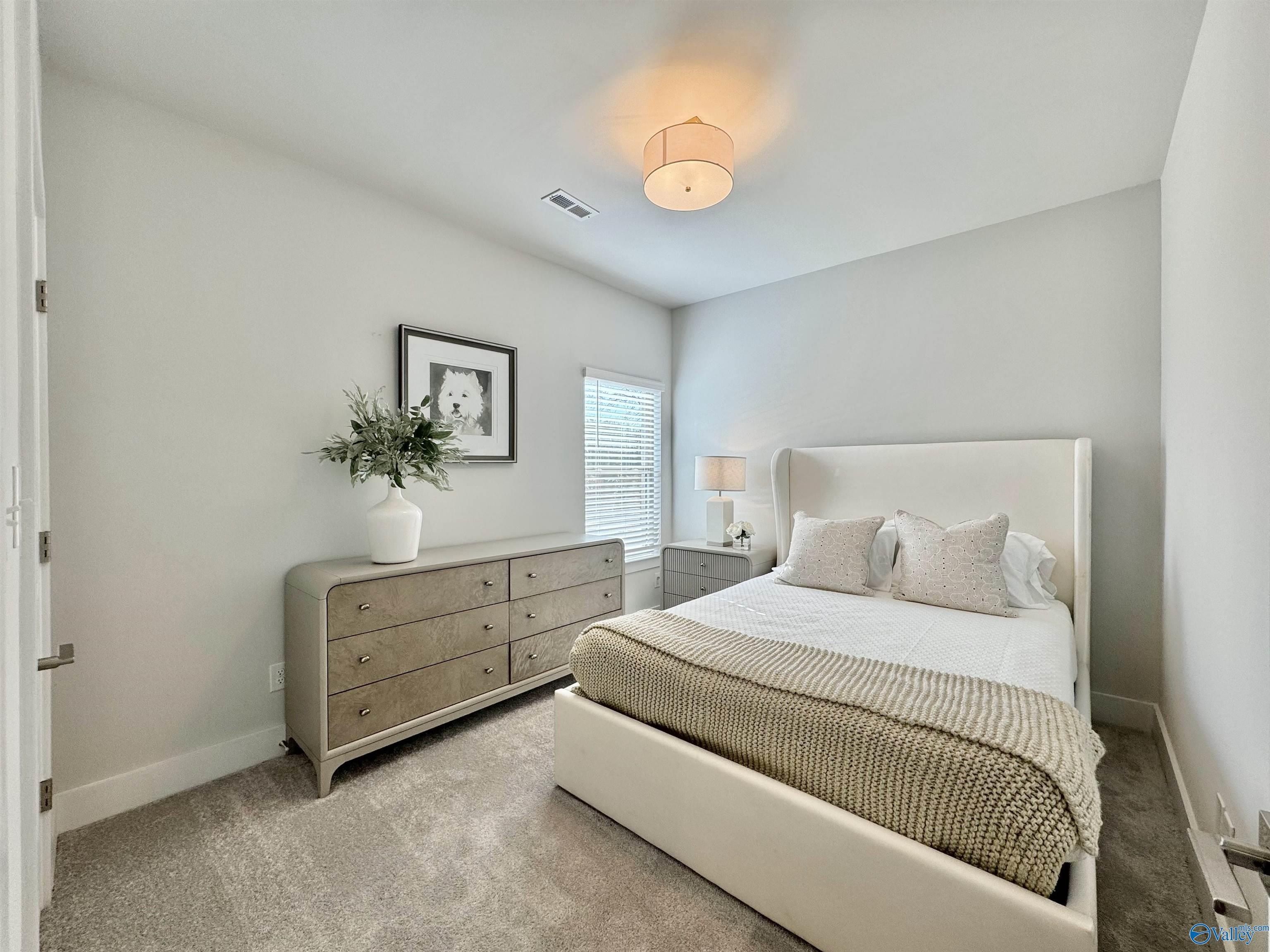 7512 Doris Ruth Lane. Owens Cross Roads, AL 35763