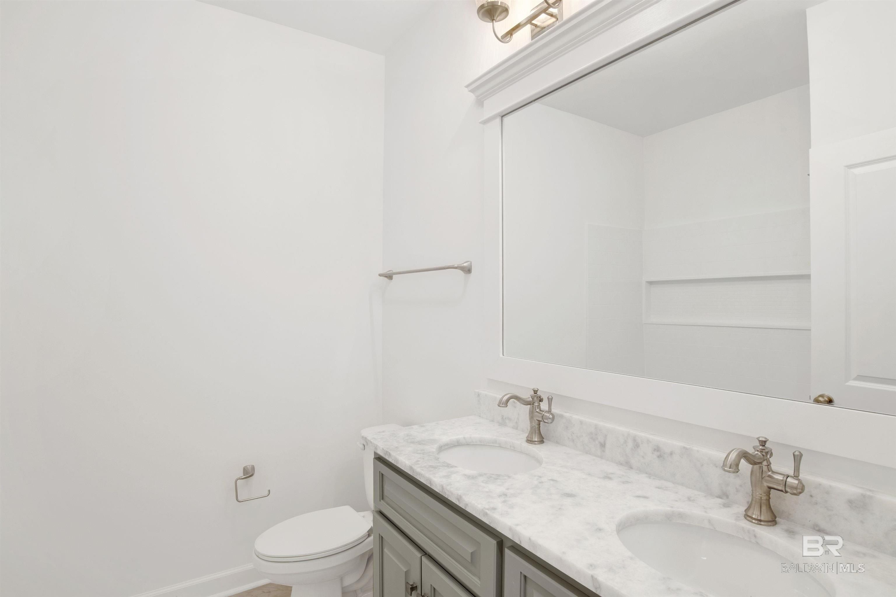 5541 Cross Creek Drive. Mobile, AL 36693