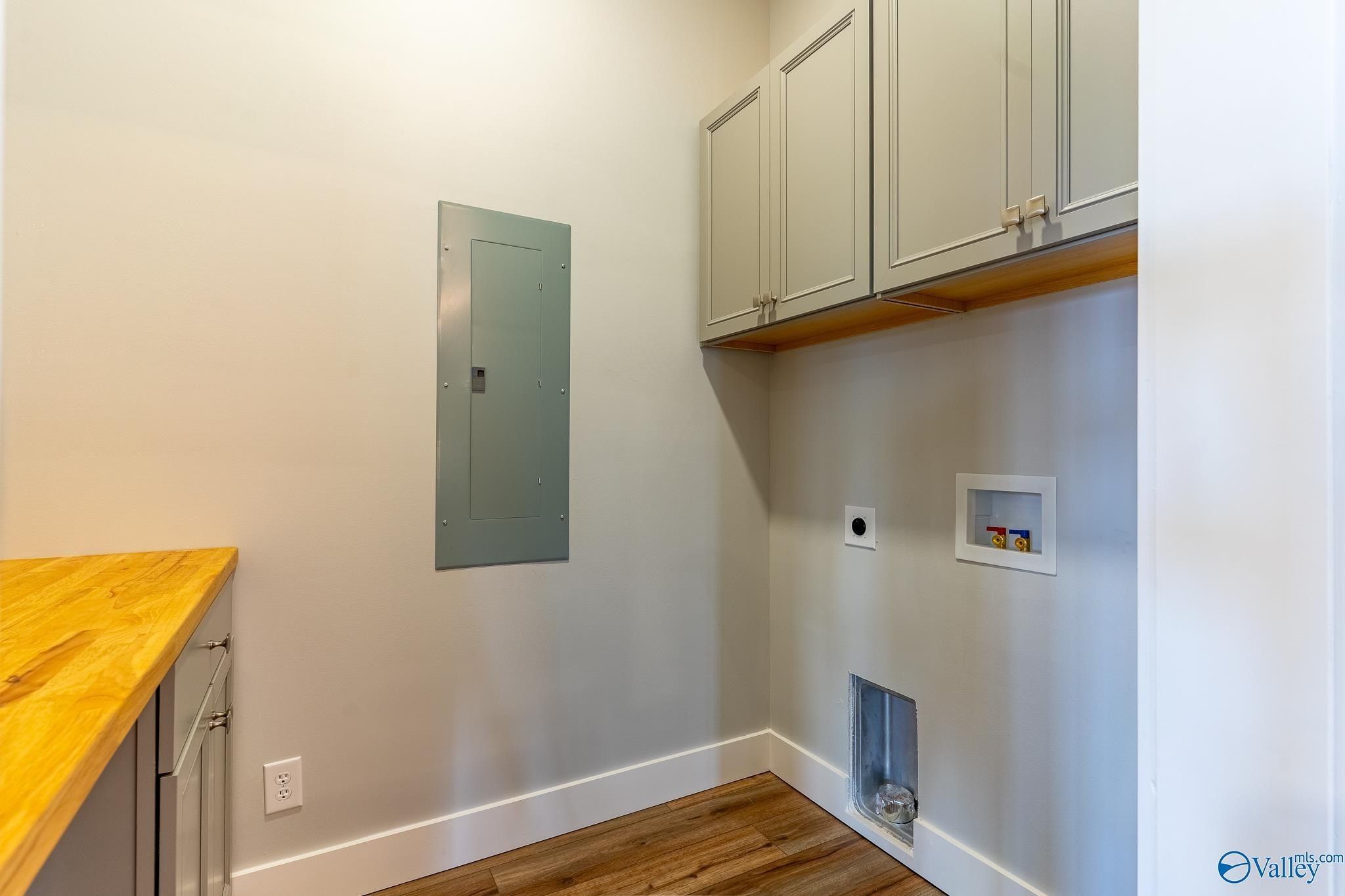 97 Noahs Road. Jasper, AL 35503