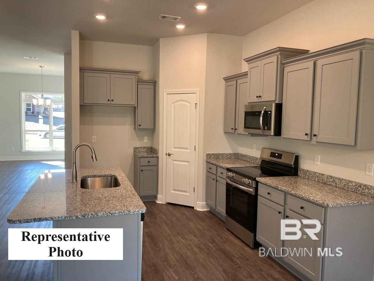 812 Marks Avenue. Bay Minette, AL 36507