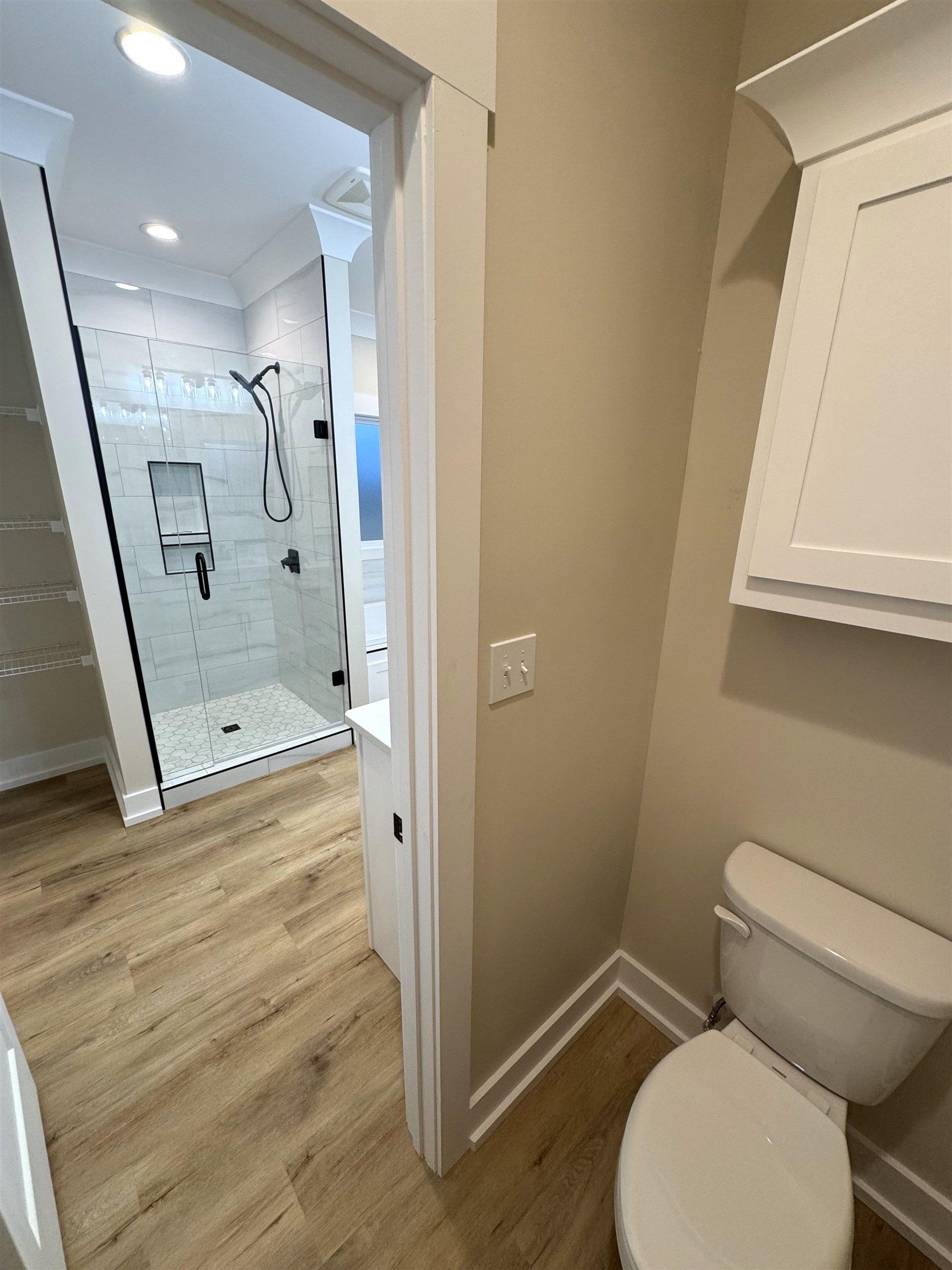 110 Hummingbird Way. Killen, AL 35645