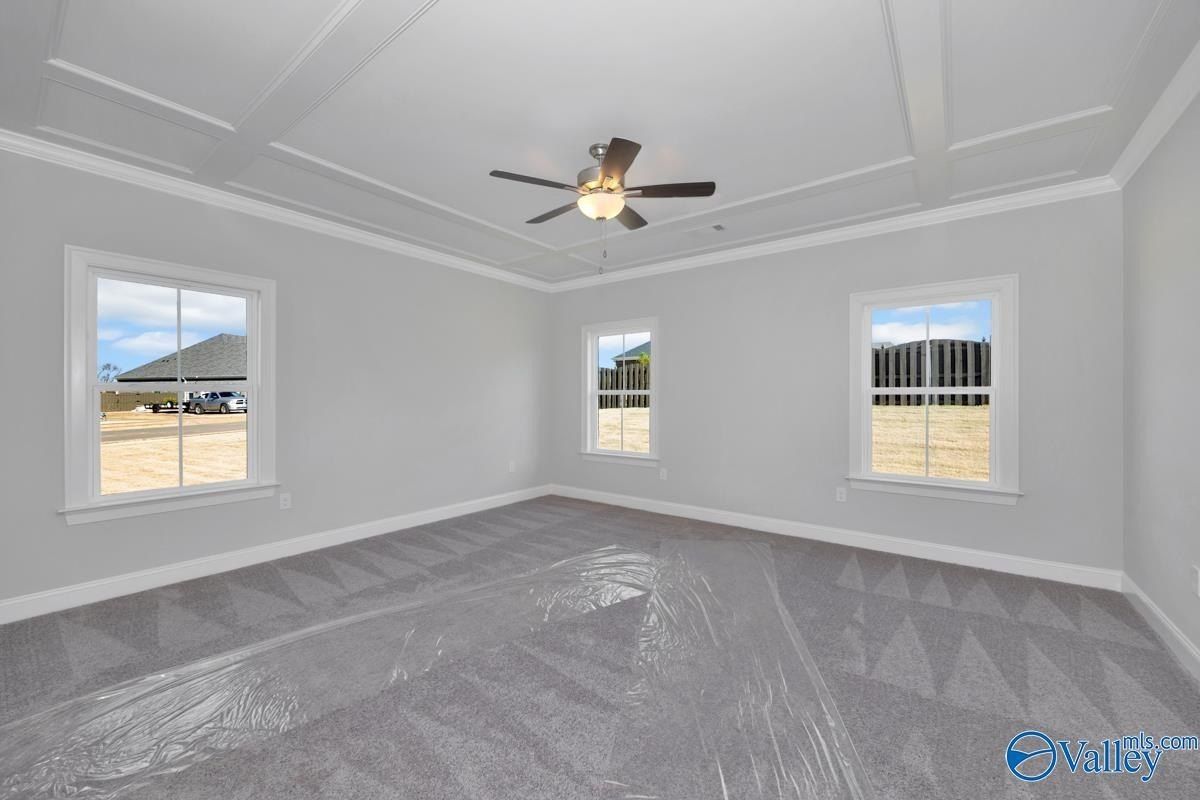 7604 Shaun Leslie Circle. Owens Cross Roads, AL 35763