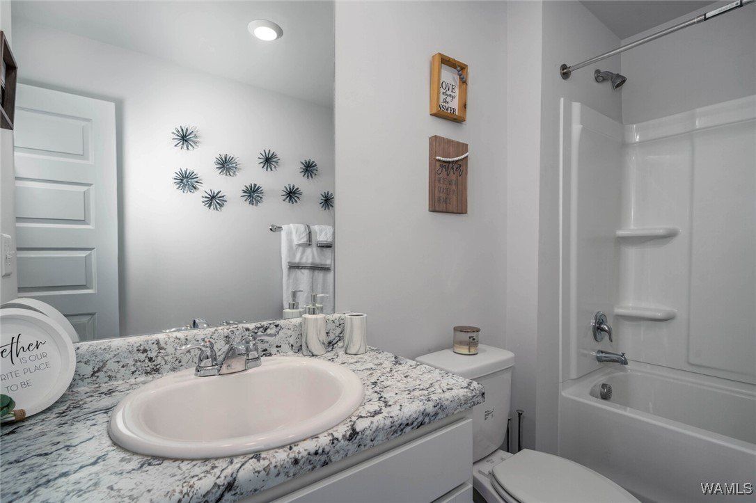 282 Amber Avenue. Calera, AL 35040