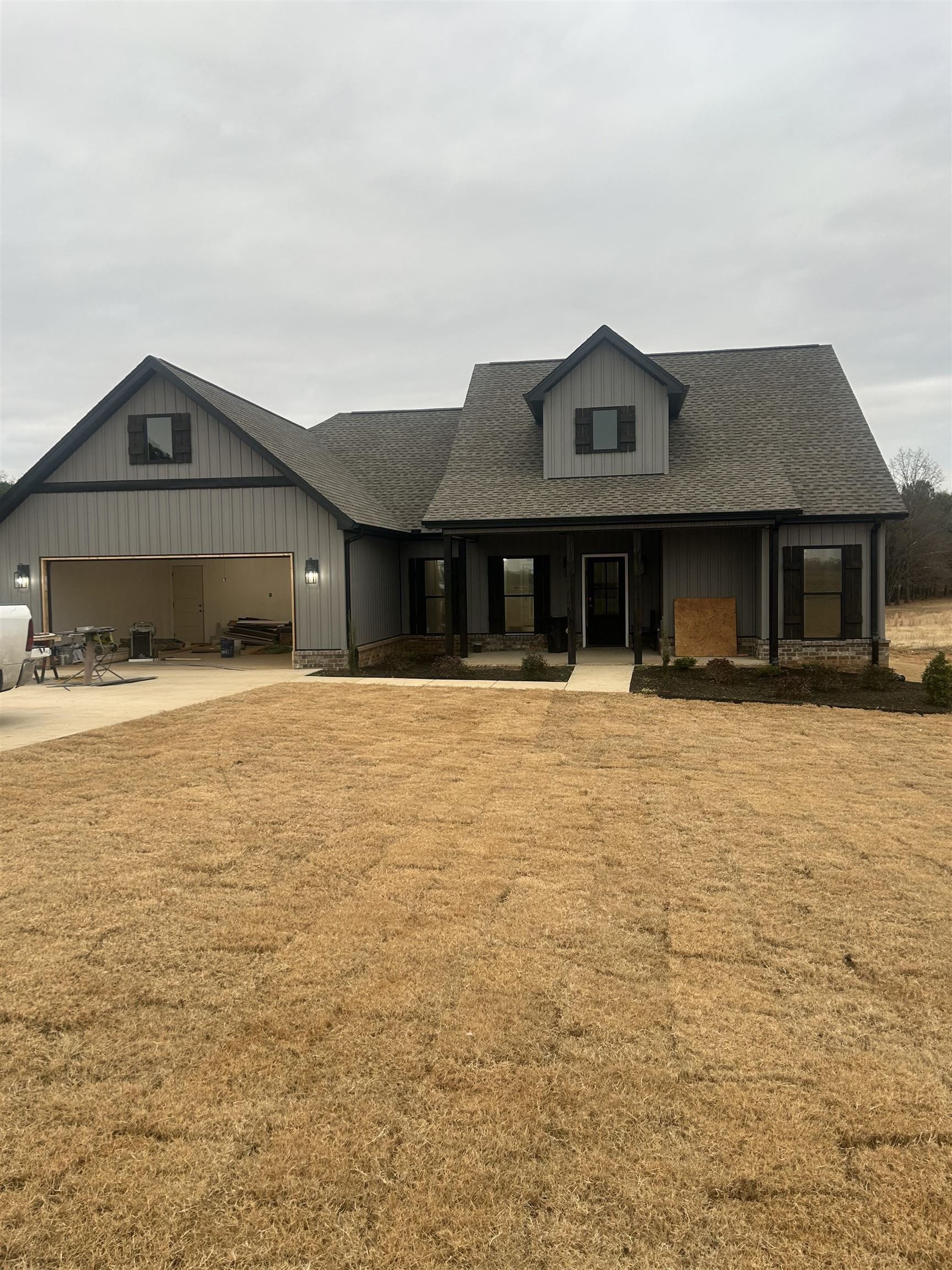 142 Co Rd 151. Florence, AL 35633