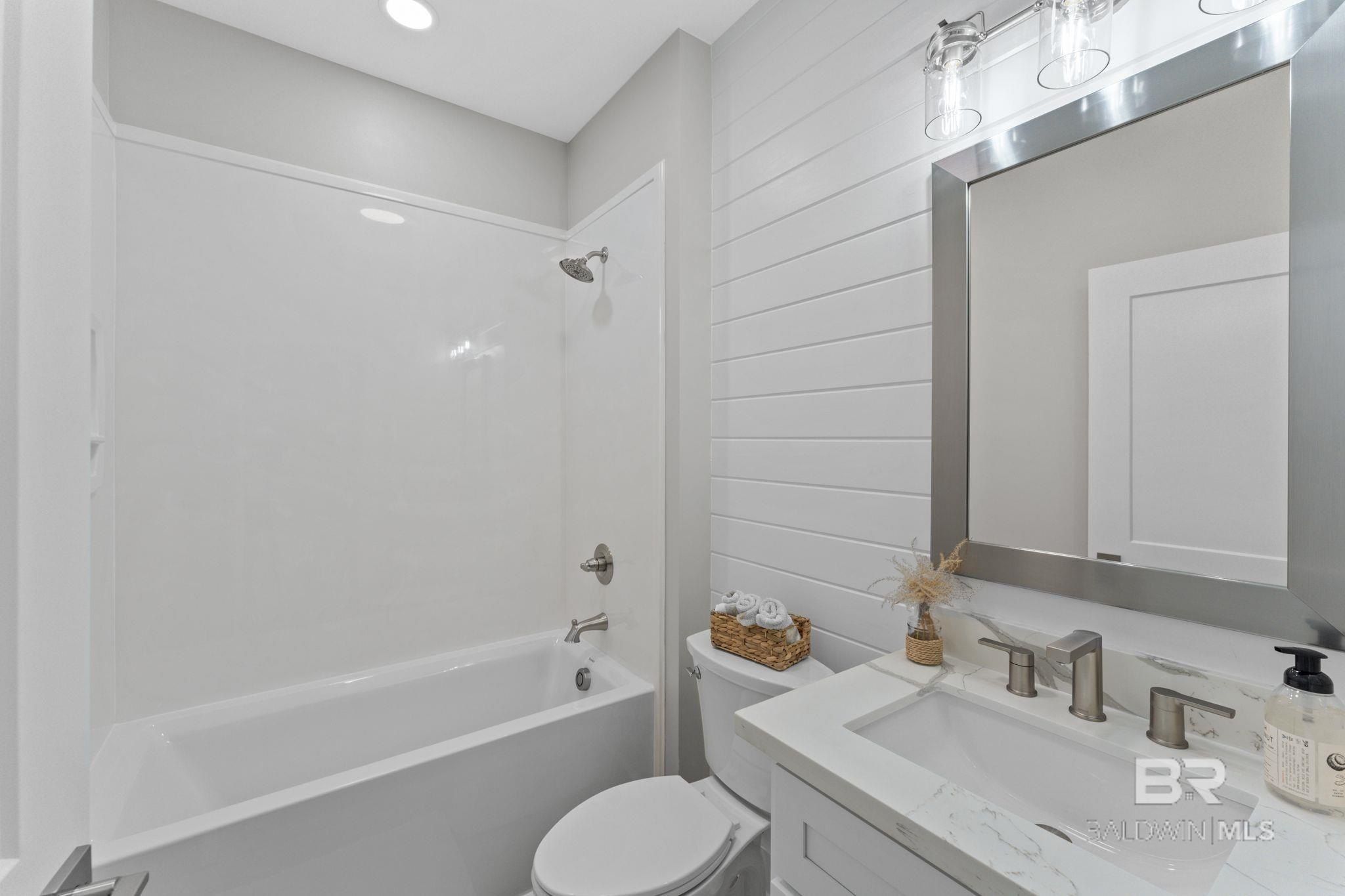 11072 Tall Timber Lane. Elberta, AL 36530