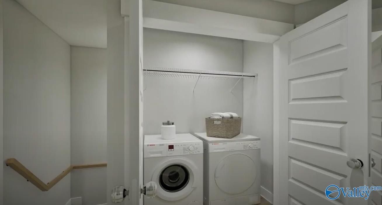 6220 Taramore Lane. Huntsville, AL 35806