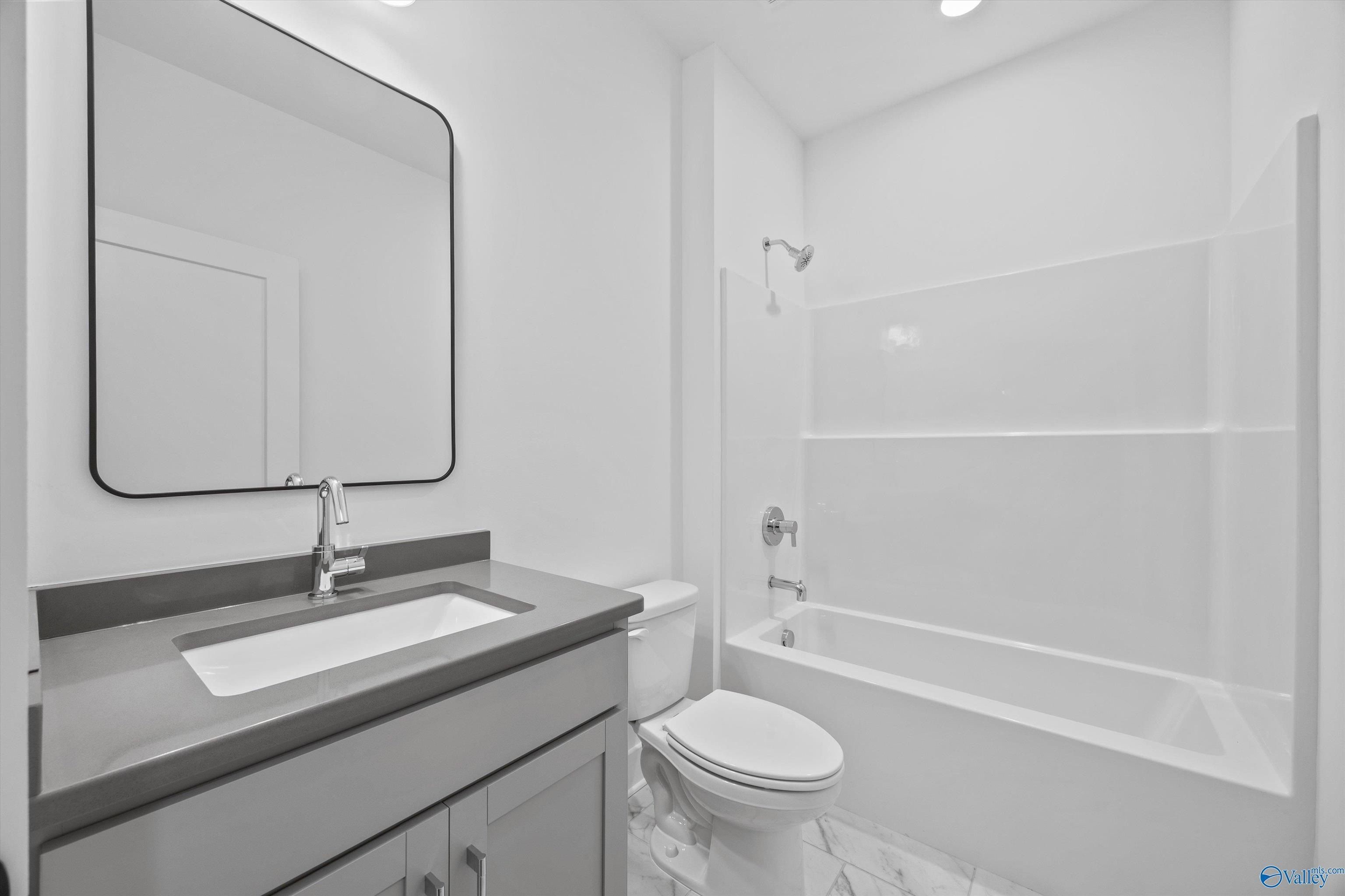 21774 Hemlock Drive. Athens, AL 35613