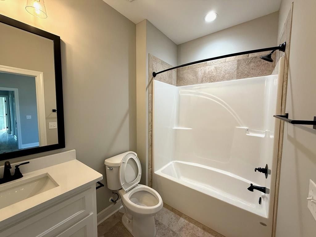 102 Bellevue Way. Enterprise, AL 36330