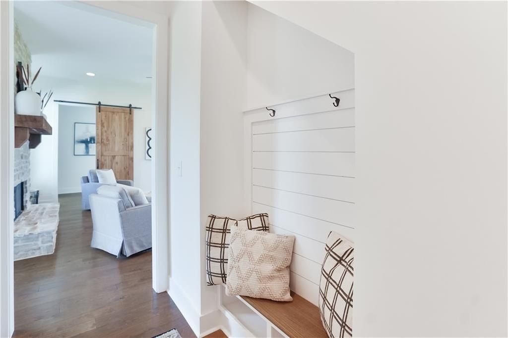 4 Hunters Hill Lane. Auburn, AL 36830