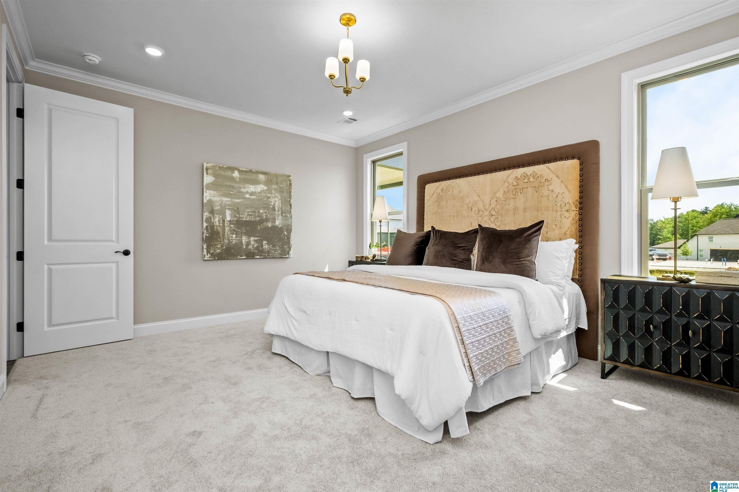 1219 Brayfield Crest Drive. Vestavia Hills, AL 35242