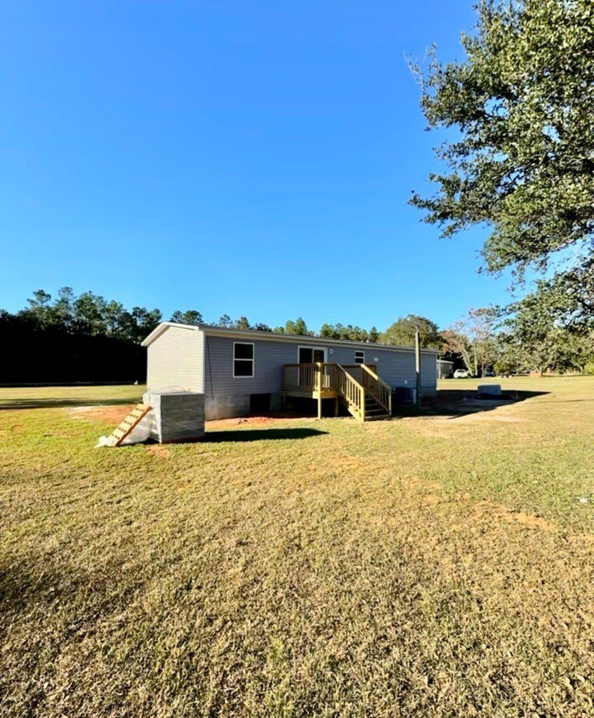 8225 County Rd 55. Cottonwood, AL 36320