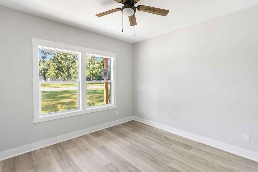 25 Jeter Drive. Midland City, AL 36350