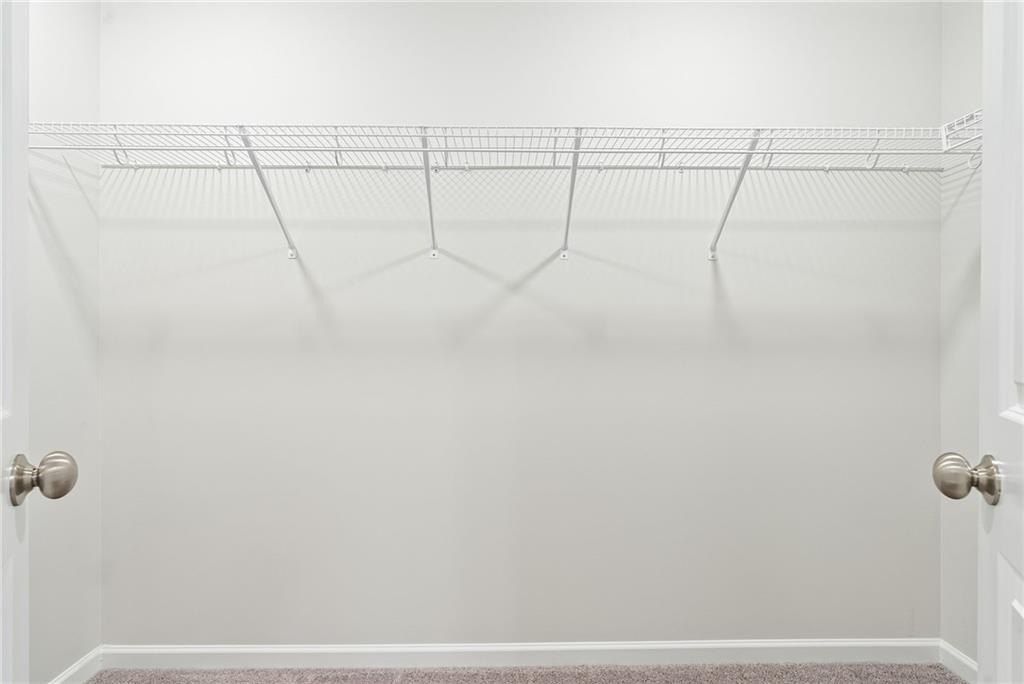 964 Como Way. Opelika, AL 36804