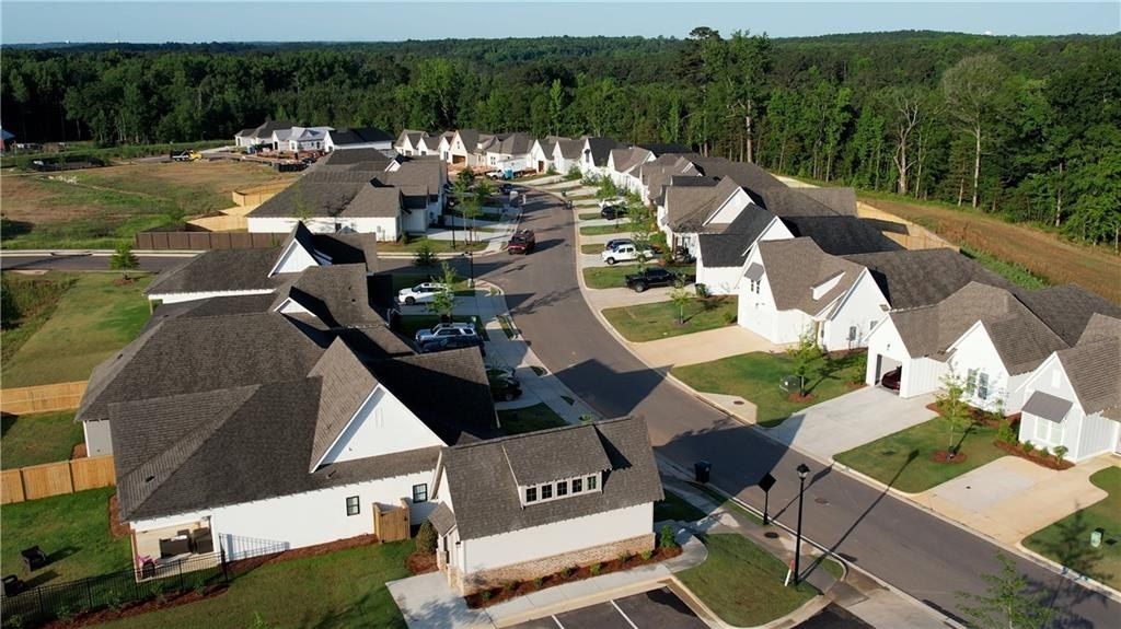 91 Bradley Lane. Auburn, AL 36830