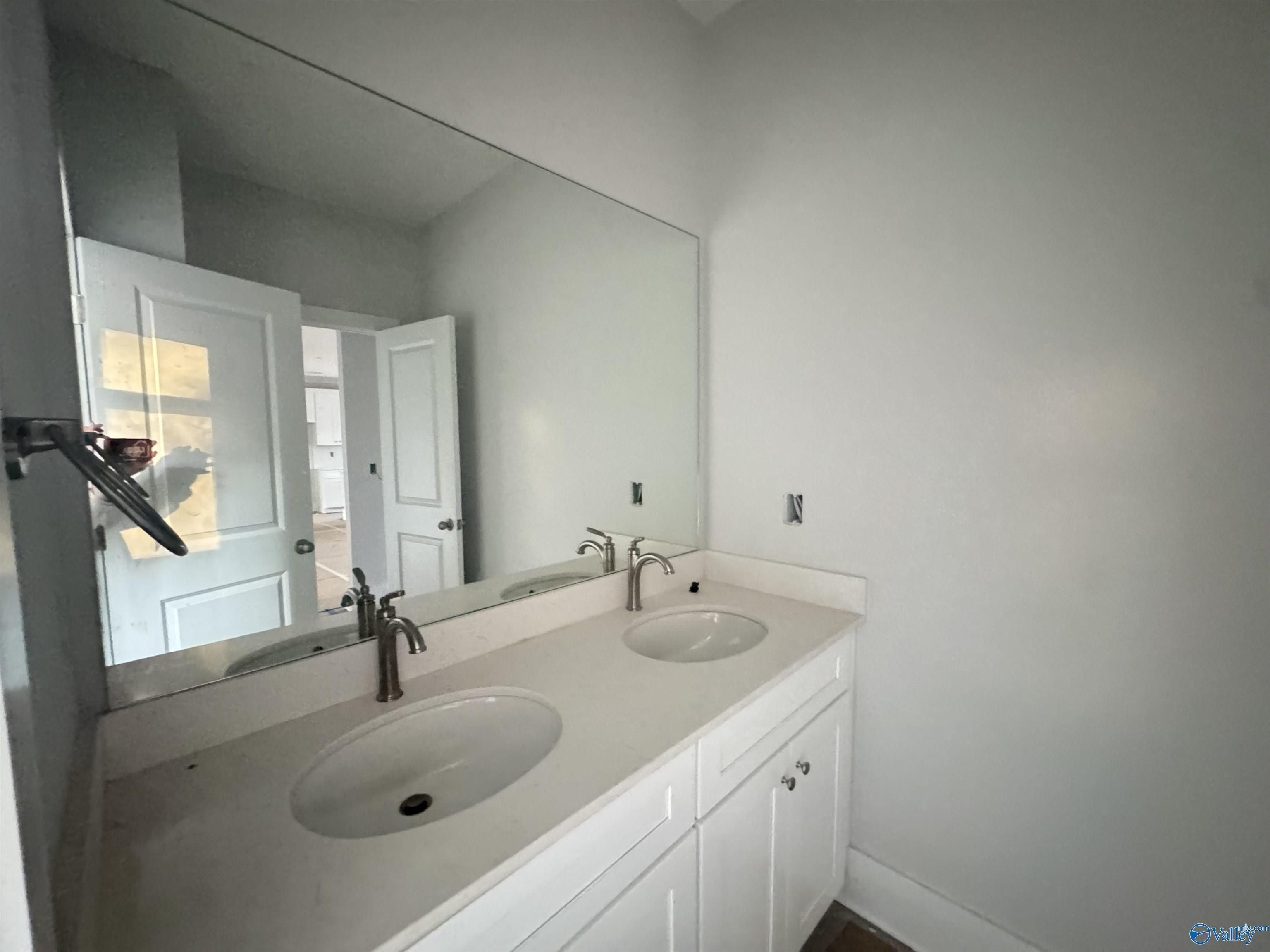 350 Cade Circle. Leesburg, AL 35983