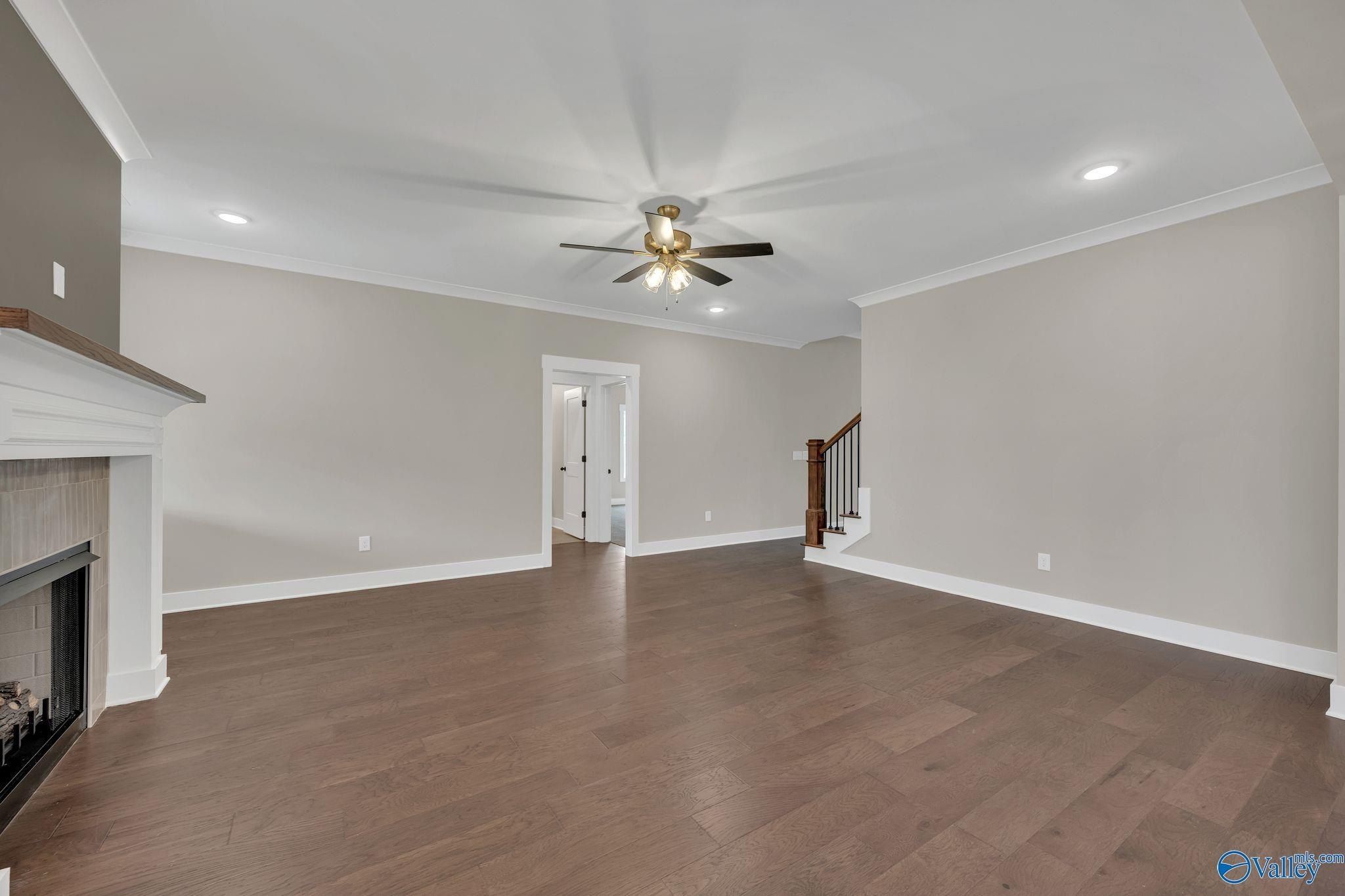 22411 Players Lane. Athens, AL 35613