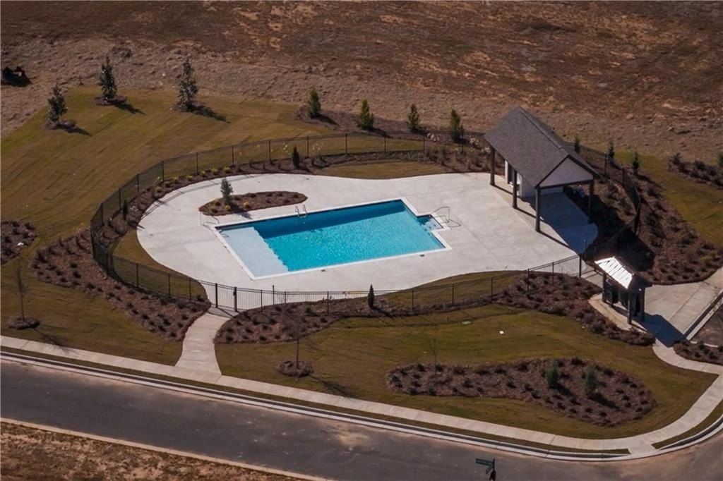 1878 Long Leaf Lane. Opelika, AL 36804