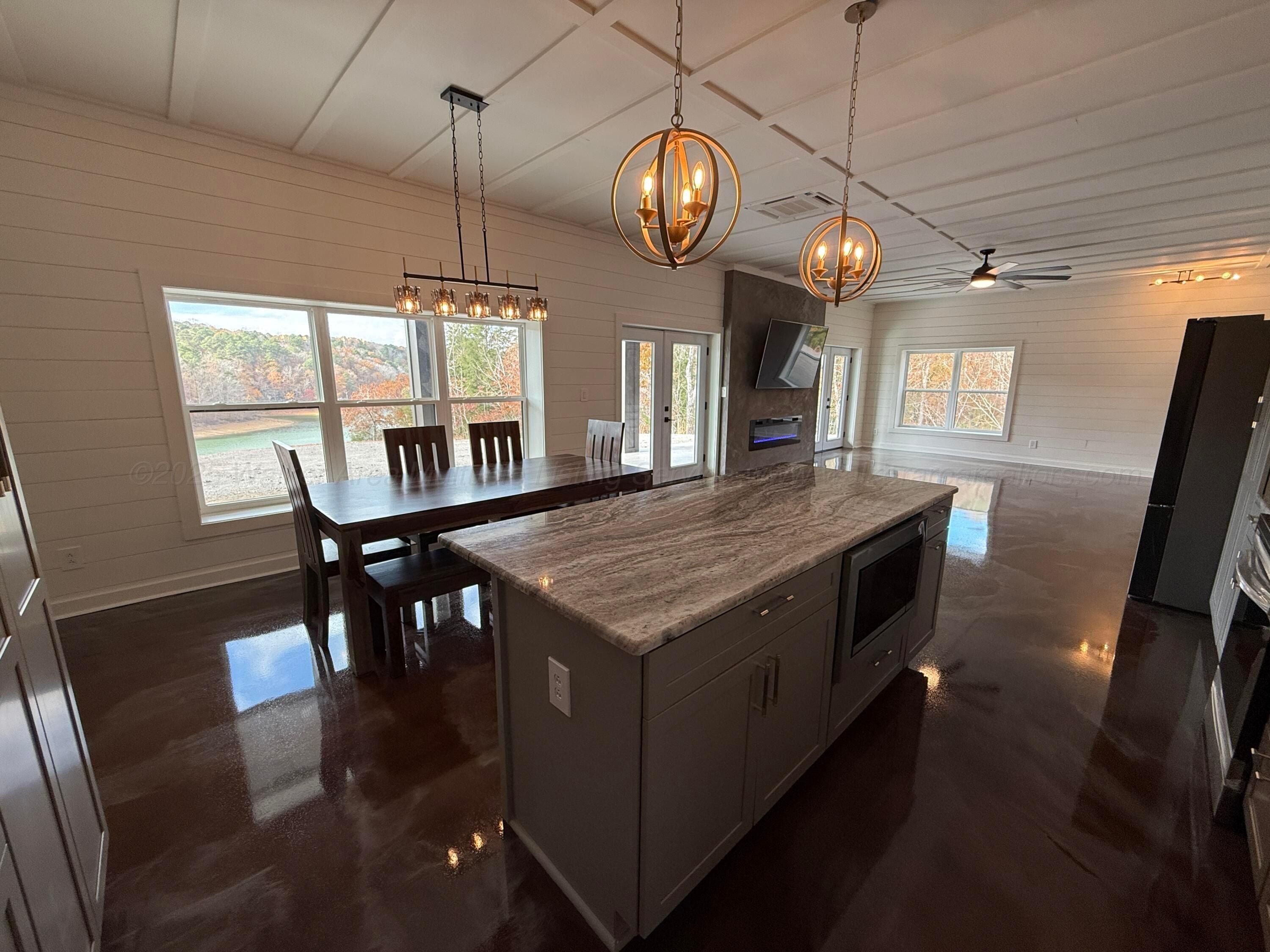 267 Rollins Ridge Rd. Jasper, AL 35503