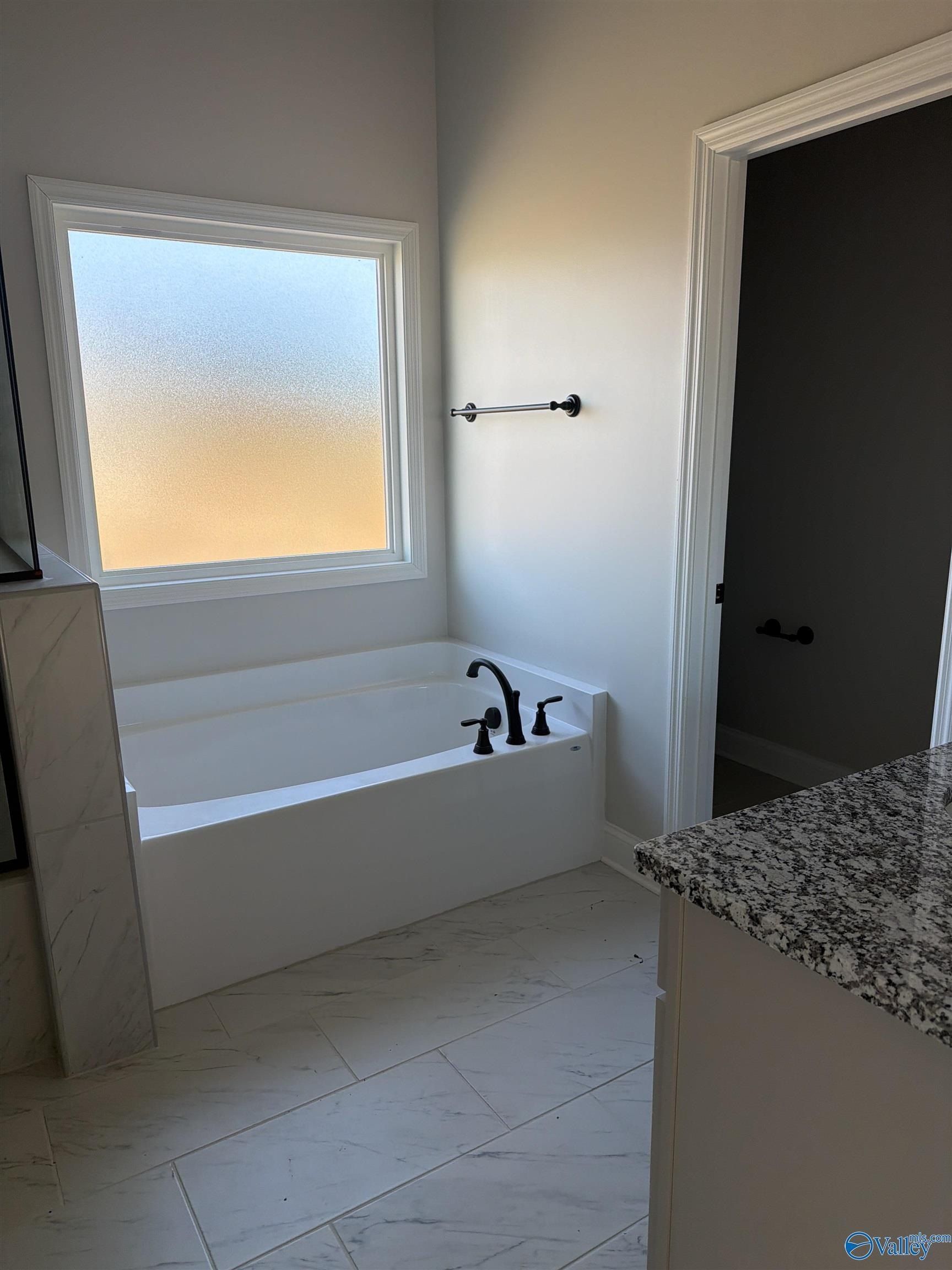 23310 Leroy Lane. Athens, AL 35613