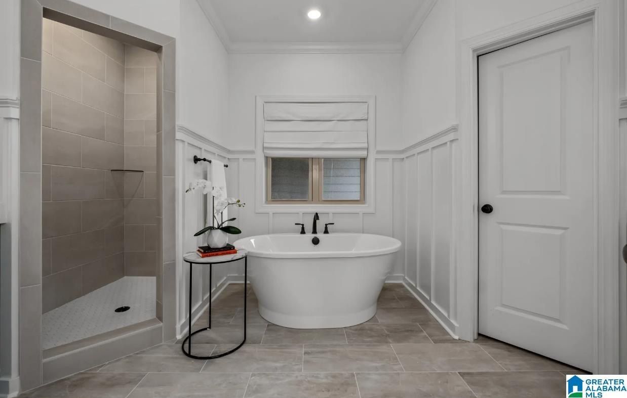 6000 Simms Ridge. Pelham, AL 35124