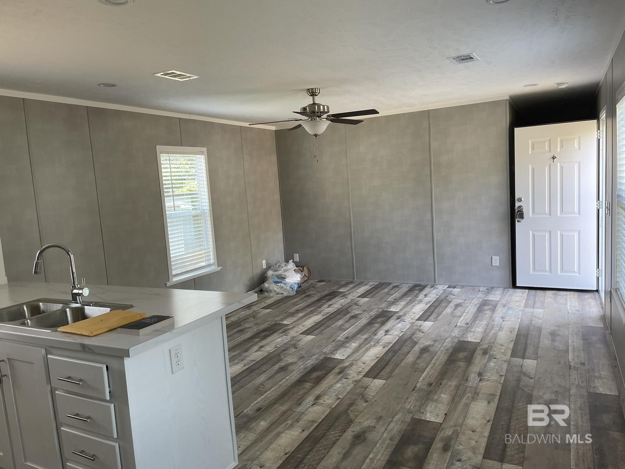 9592 Redfish Drive. Elberta, AL 36530