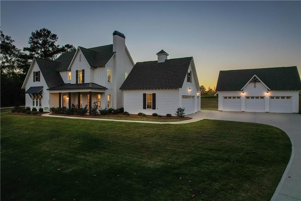 6021 Hunters Hill Lane. Auburn, AL 36830