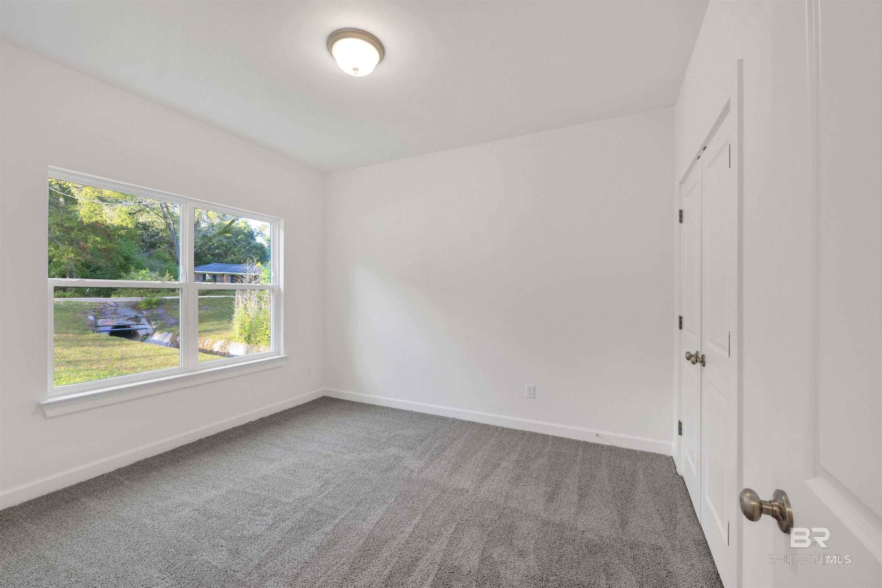 5161 Fairland Drive. Mobile, AL 36619