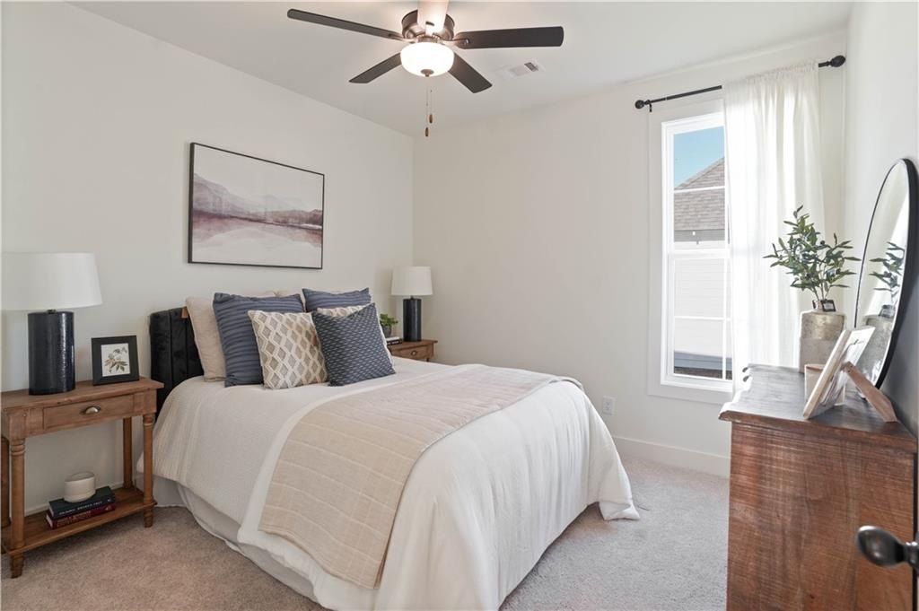 1091 Woodland Lane. Opelika, AL 36801