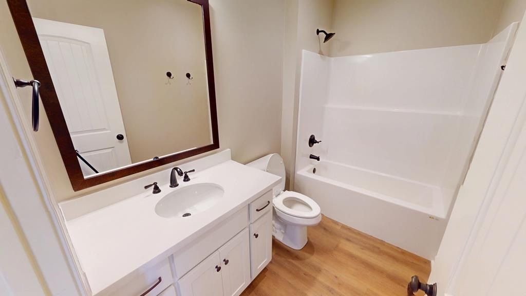 6 Serenity. Eufaula, AL 36027