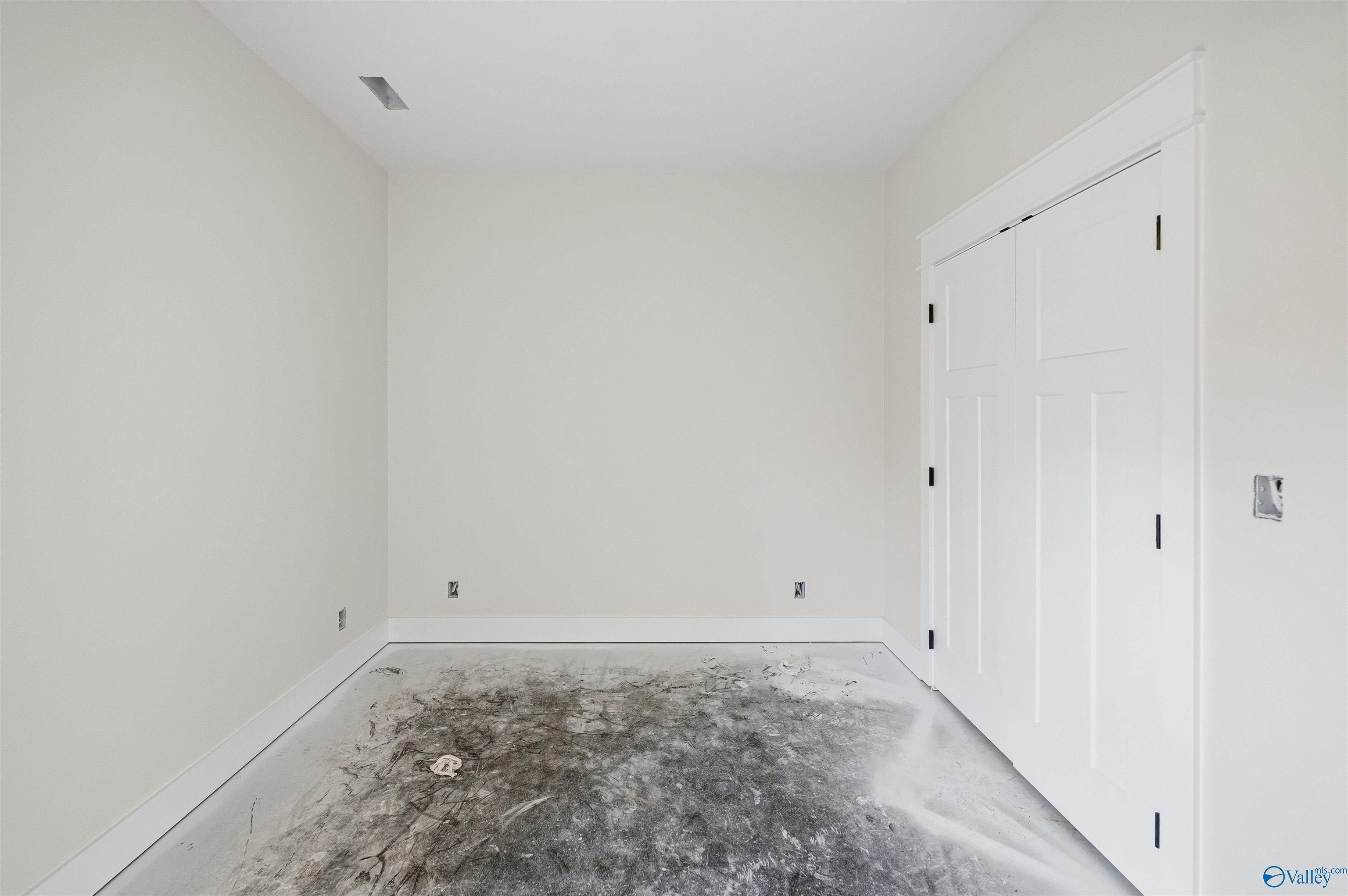 812 Colonial Drive. Arab, AL 35016