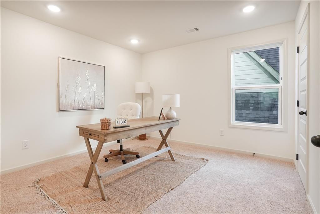 208 Bottle Way. Auburn, AL 36830