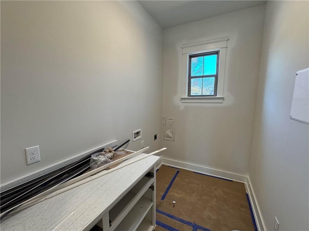 8544 Lake View Drive. Fairhope, AL 36532