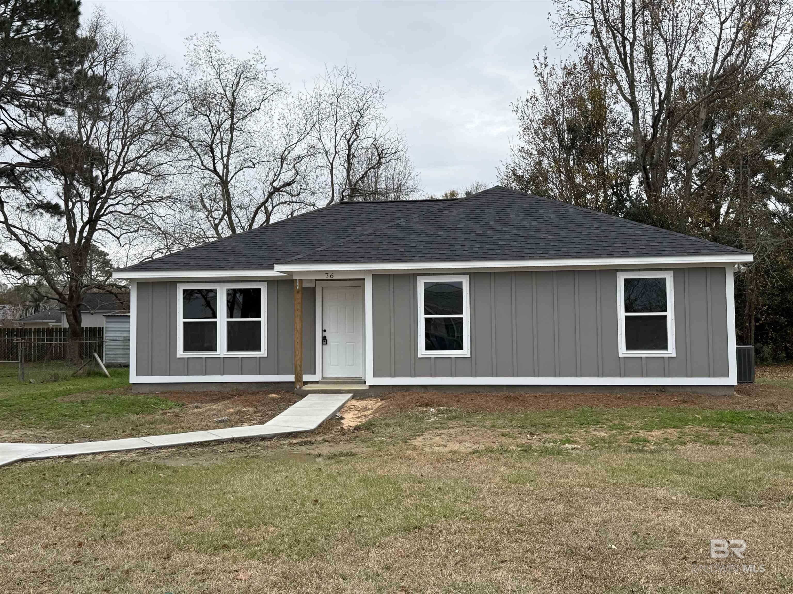 76 Fincher Lane. Loxley, AL 36551