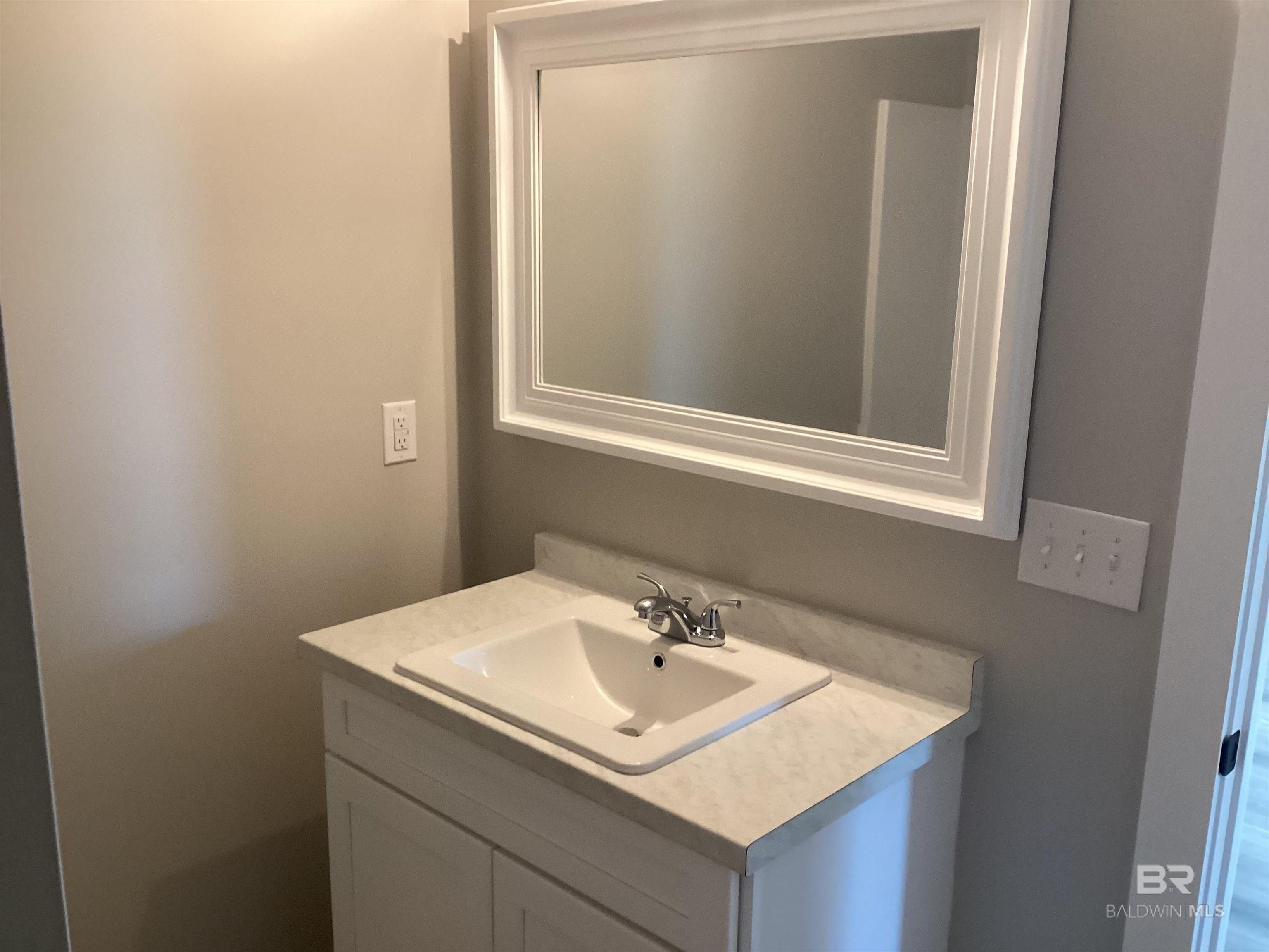 76 Fincher Lane. Loxley, AL 36551