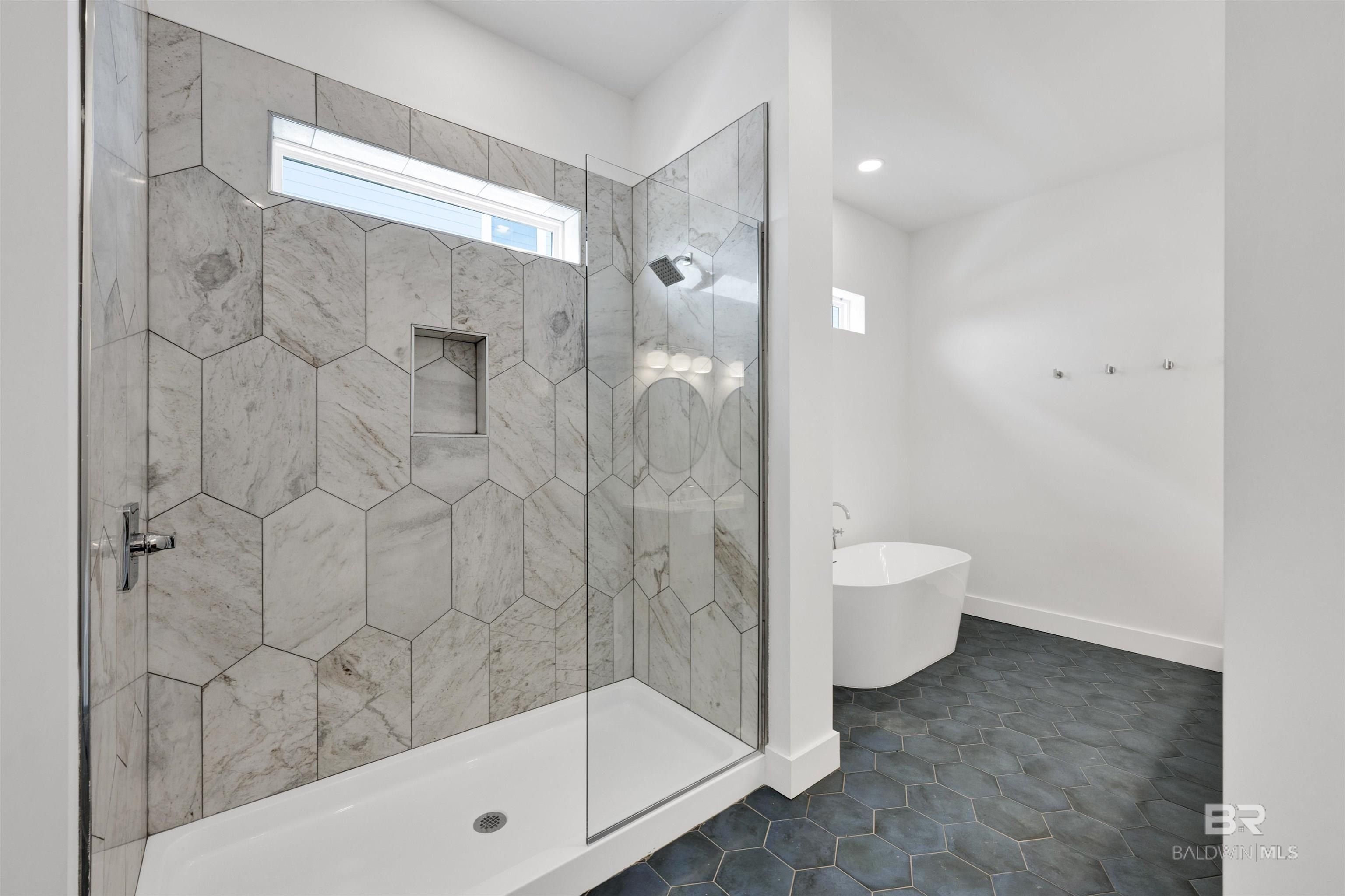 1448 W Lagoon Avenue. Gulf Shores, AL 36542