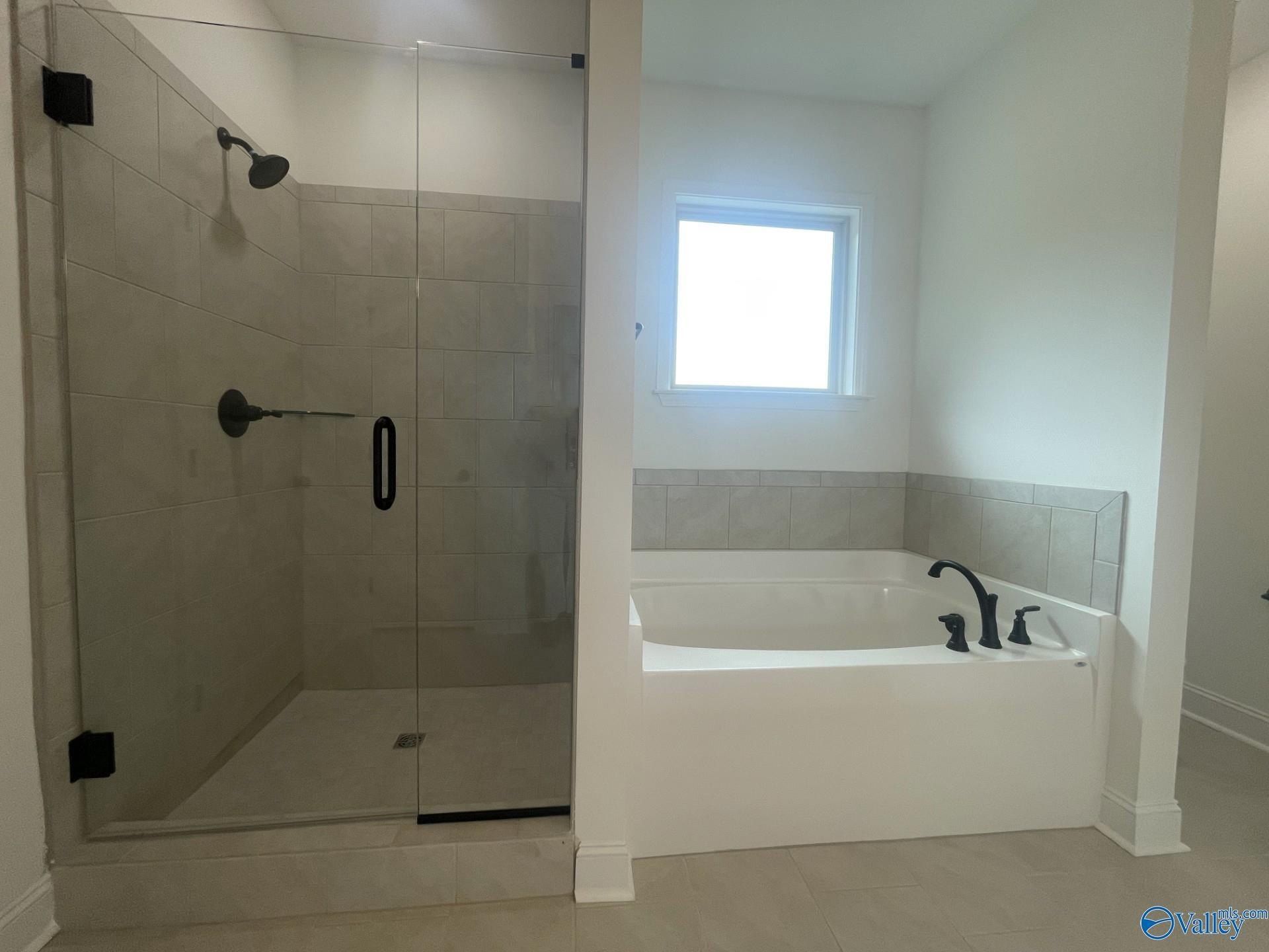 8824 Old Middlestown Road Se. Gurley, AL 35748