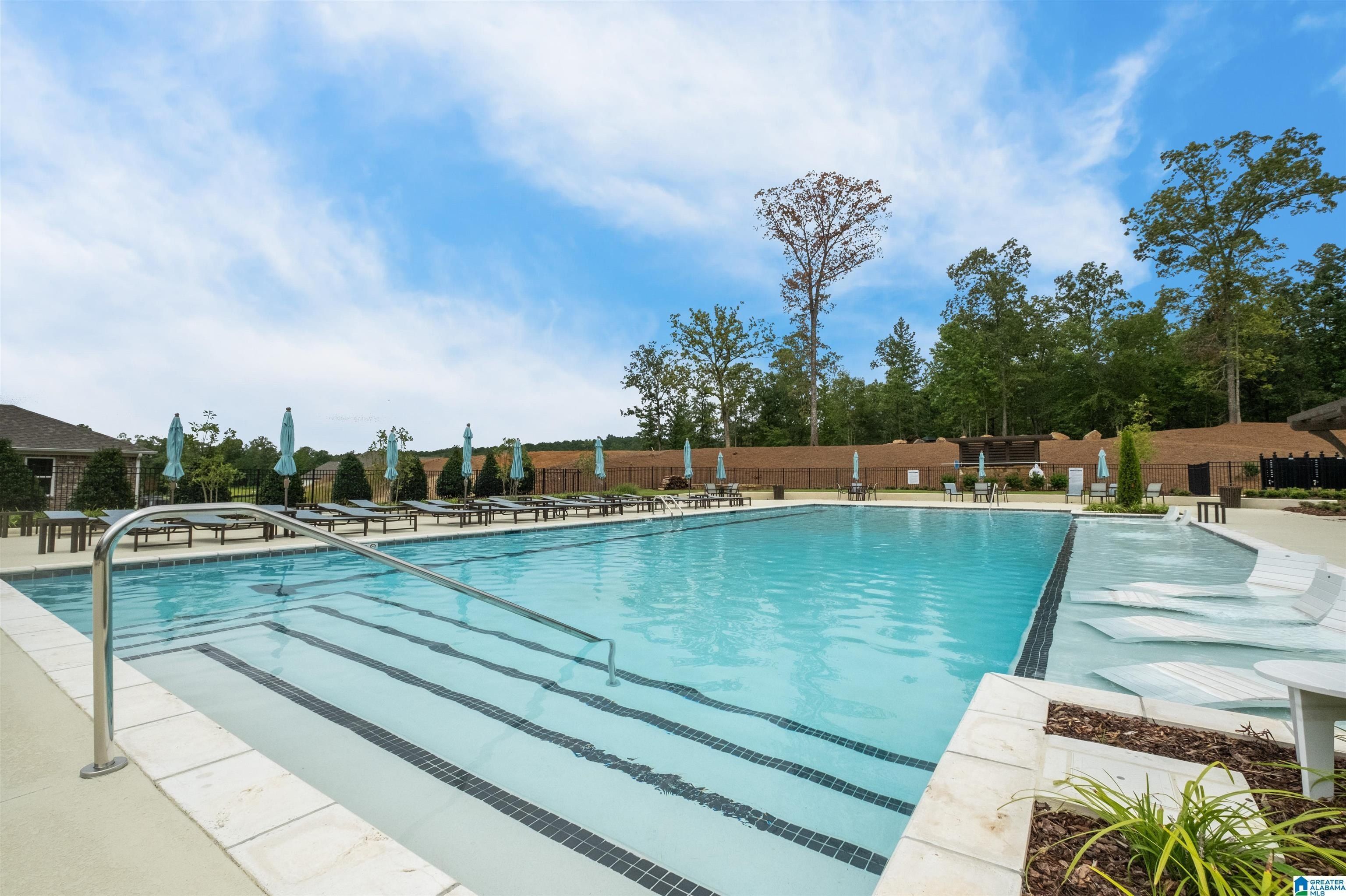 1414 Calvert Circle. Hoover, AL 35244